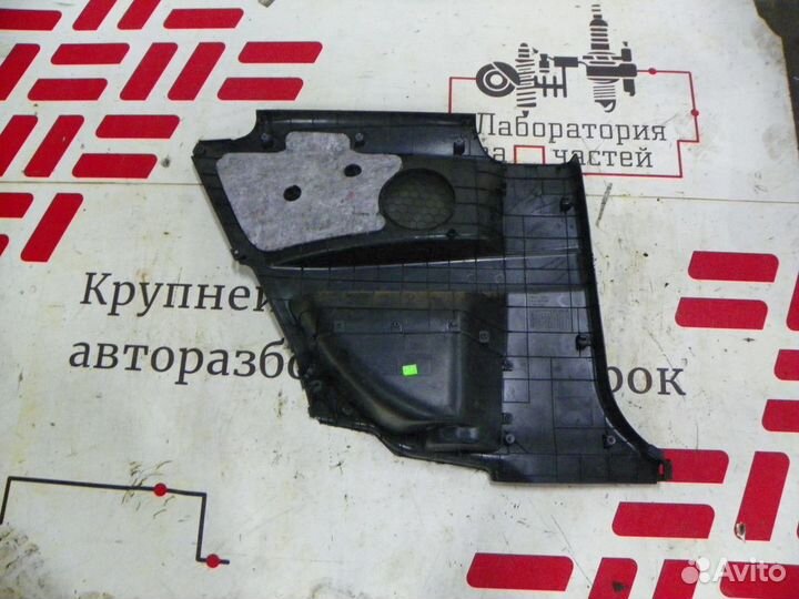 Обшивка кузова правая (купе) Kia Ceed