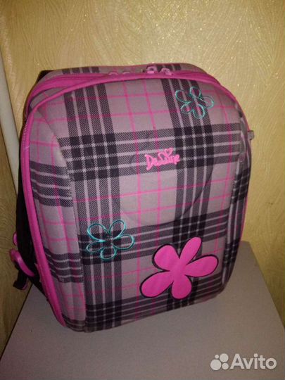 Школьный рюкзак