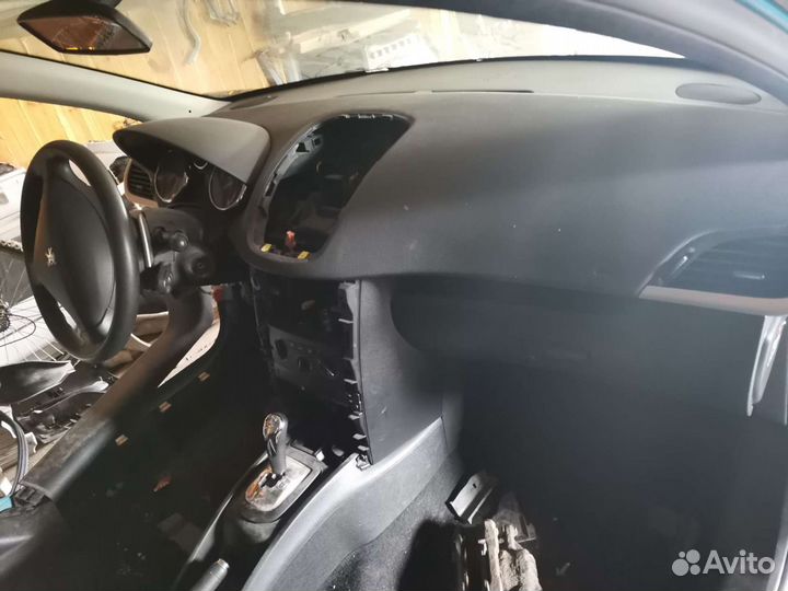 Рычаг ркпп peugeot 207