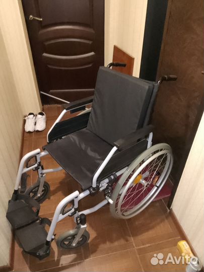 Инвалидная коляска складная бу