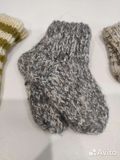 Вязанные носки для малыша