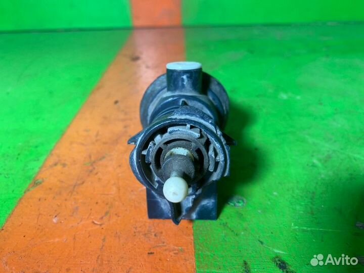 Корректор фар механический Renault Logan K7JA710