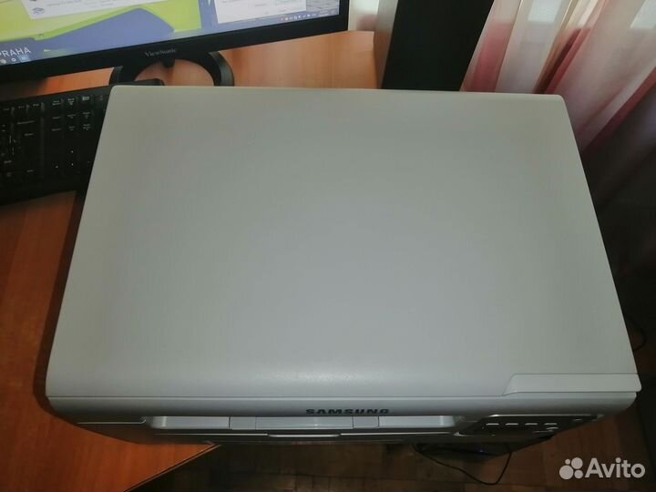 Лазерный мфу Samsung отл. Сост