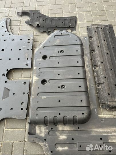 Защита днища lixiang l7 пластик оригинал