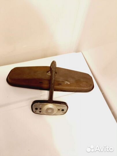 Зеркало заднего вида салонное