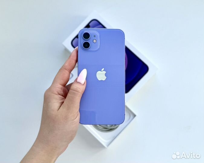 iPhone 12, 64 ГБ
