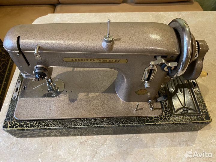 Швейная машина Подольск ручная