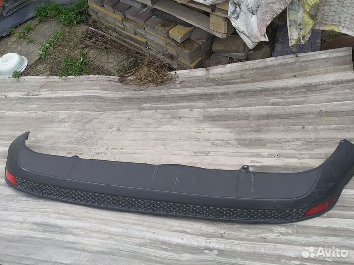 Нижняя юбка заднего бампера Ford focus 3