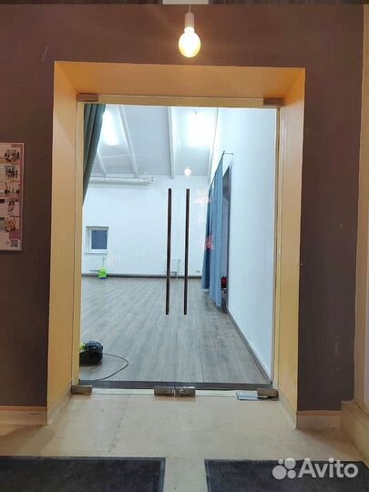 Стеклянная дверь с Вашим дизайном