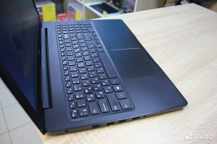 Мощный ноутбук dell/Full нd/i3-7020U/8gb ram/SSD