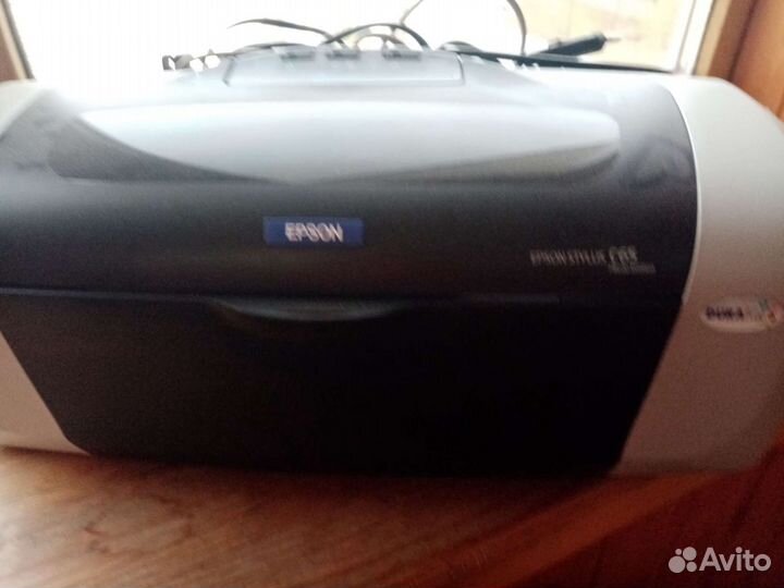 Цветной струйный принтер