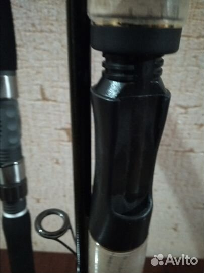 Продам два спининга