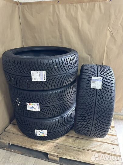 Michelin Pilot Alpin 5 SUV 285/35 R21 и 255/40 R21 105W