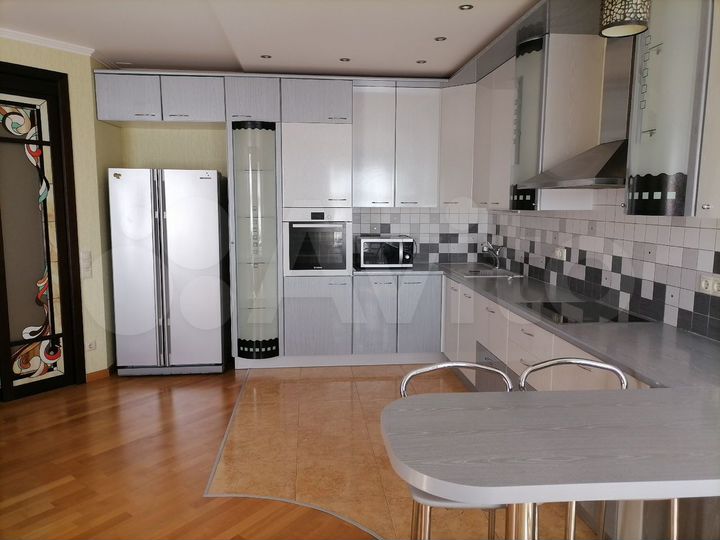 2-к. квартира, 100 м², 16/17 эт.