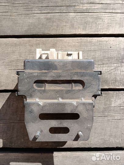 Модуль вспомогательного оборудования Captiva C100