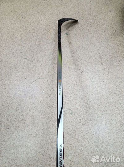 Клюшка хоккейная