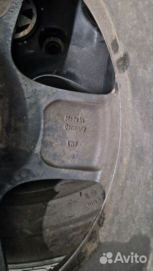 R17 Kumho Crugen Premium KL33 225/65, PCD 5x120 DIA 65.1