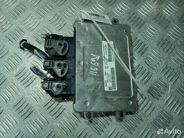 Б/У Б/У Блок управления двигателем Снято с двиг