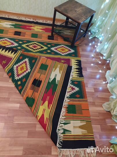 Ковры: килим шерстяной + джутовый + с павлином