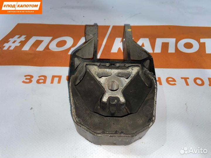 Подушка крепления кпп Ford Focus 3 2012