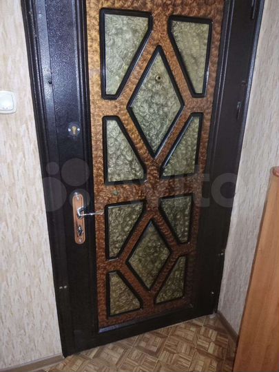 3-к. квартира, 62 м², 1/4 эт.