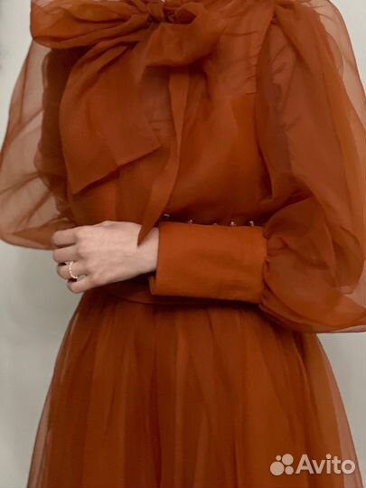 Вечернее платье