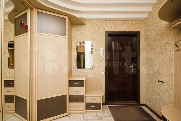 2-к. квартира, 88 м², 10/14 эт.