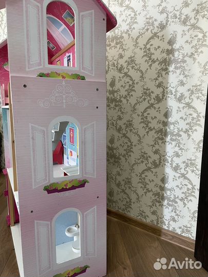 Домик кукольный деревянный