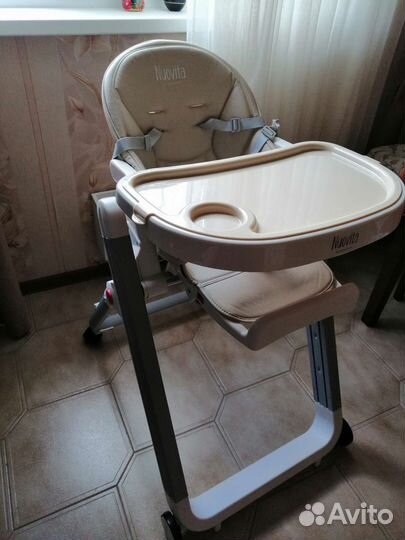 Стульчик для кормления,кроватка с матрасом,ванна
