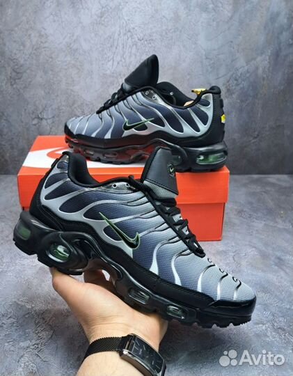 Кроссовки мужские nike air max tn plus