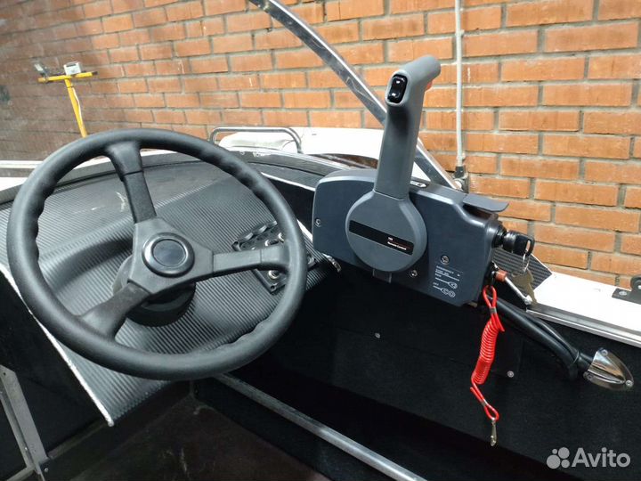 Установка дистанционного управления на лодки