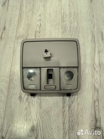 Плафон салонный для Kia Cerato 928001M0008O