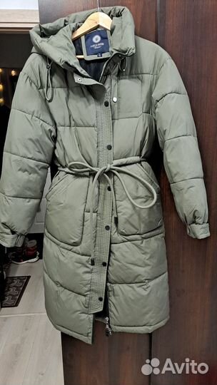 Пуховик зимний женский 42 44