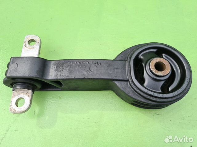 Опора двигателя верхняя правая Honda Civic 4D 1.8