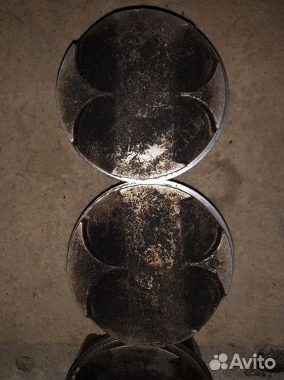 Kawasaki ZX9R 98 99 комплект поршней