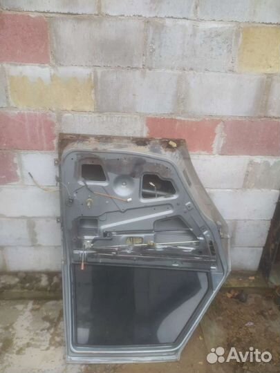 Двери задние ваз 2110