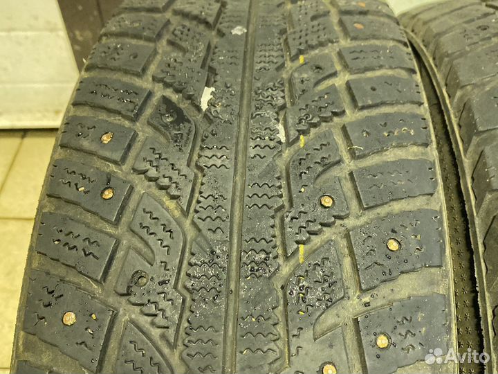 Kumho I'Zen RV Stud KC16 215/65 R16 98Q