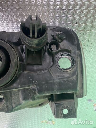 Фара LADA largus