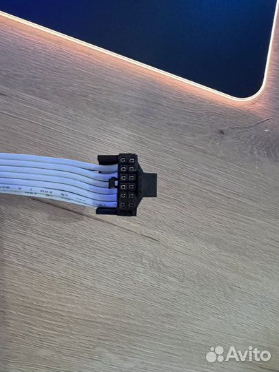 Кабель с угловым разъёмом питания 12vhpwr