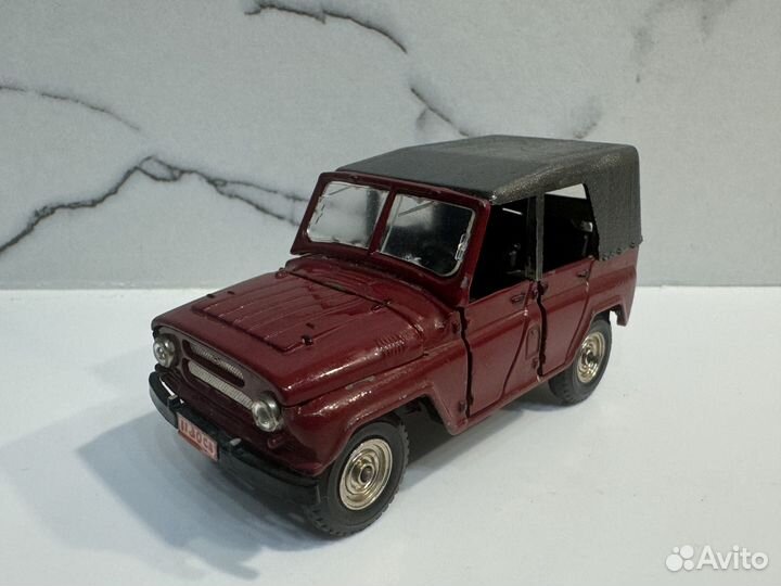 Модели автомобилей 1 43 СССР УАЗ 469 Рубиновый