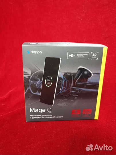 Автомобильный держатель с беспроводной зарядкой