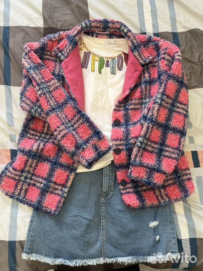 Вещи на девочку Кофта, футболка и юбка