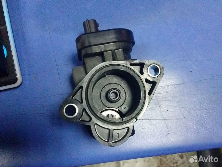 Клапан впускного коллектора MR20DE Nissan