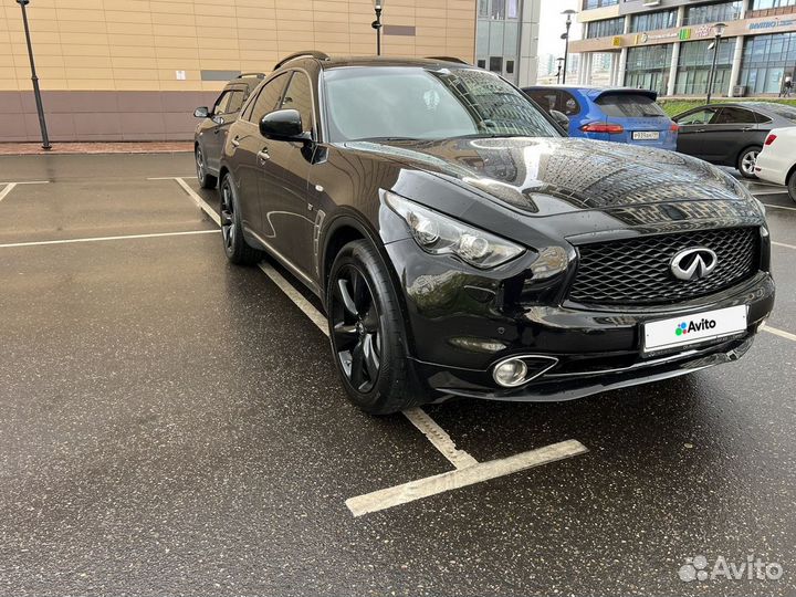 Infiniti QX70 3.7 AT, 2016, 130 000 км
