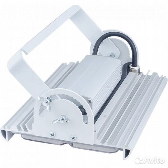 Светодиодный узконаправленный жаропрочный светильн