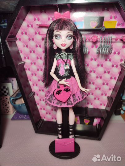 Куклы Monster high Дракулаура