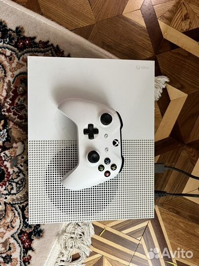 Xbox One S