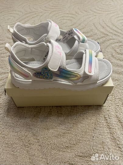 Босоножки для девочки