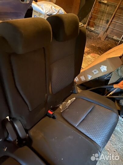 Сиденья mitsubishi outlander 3