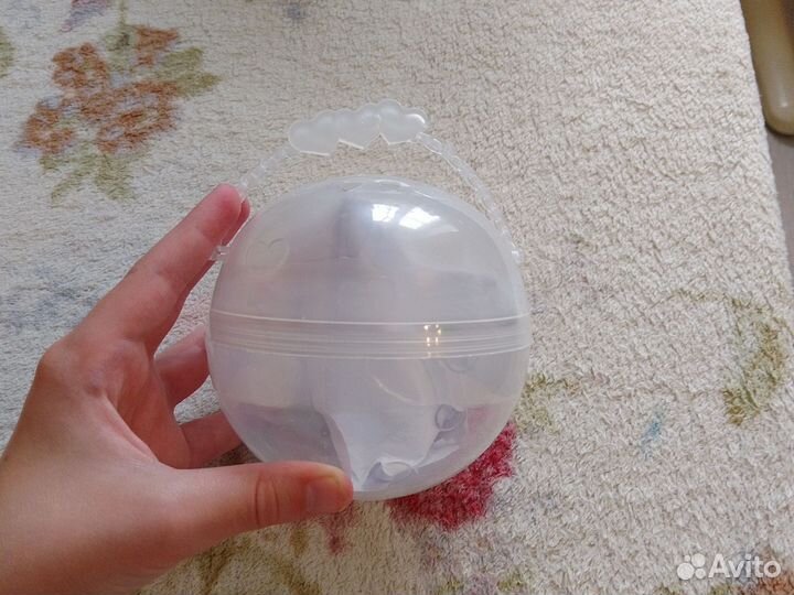 Кукла lol в шаре с её аксессуарами